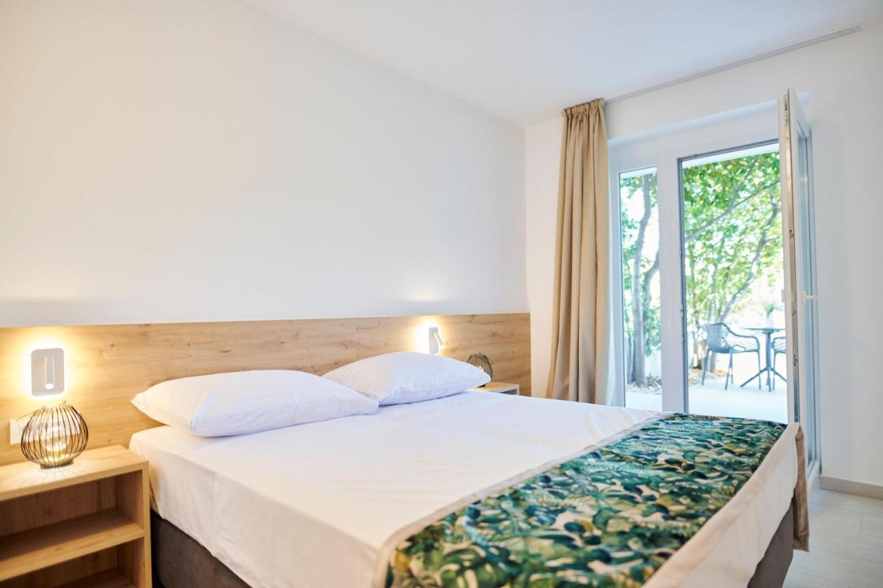Colentum Resort Murter Extérieur photo