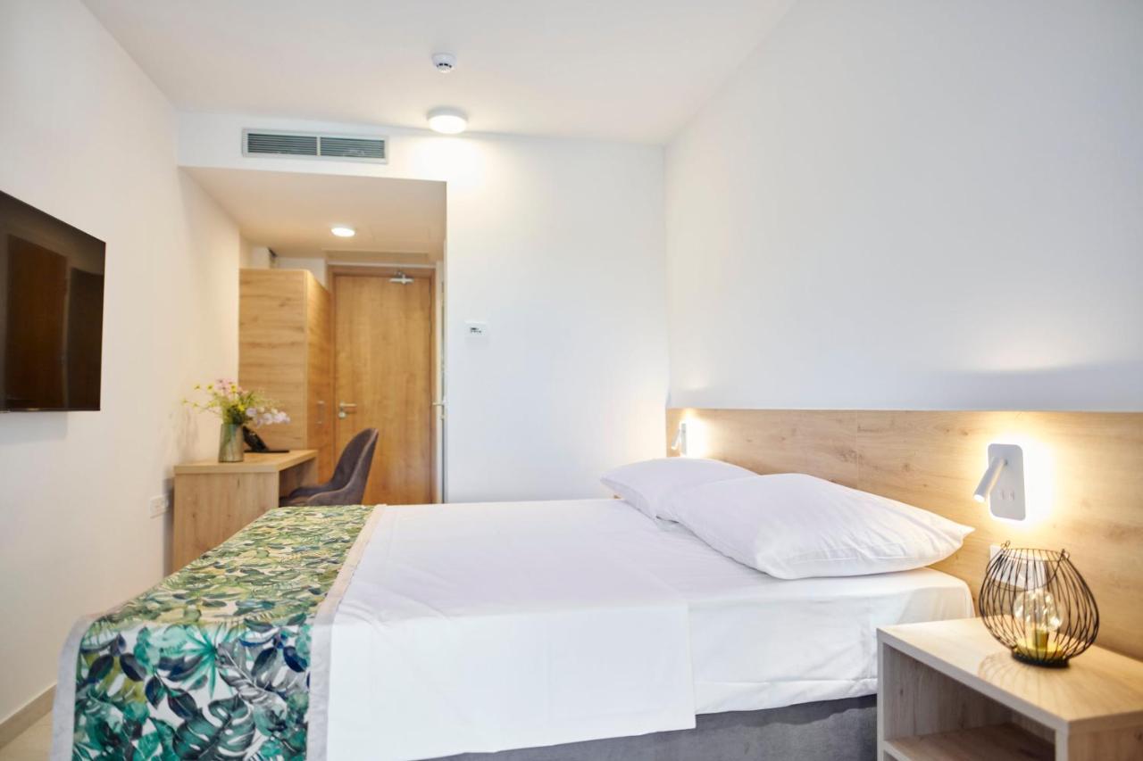 Colentum Resort Murter Chambre photo